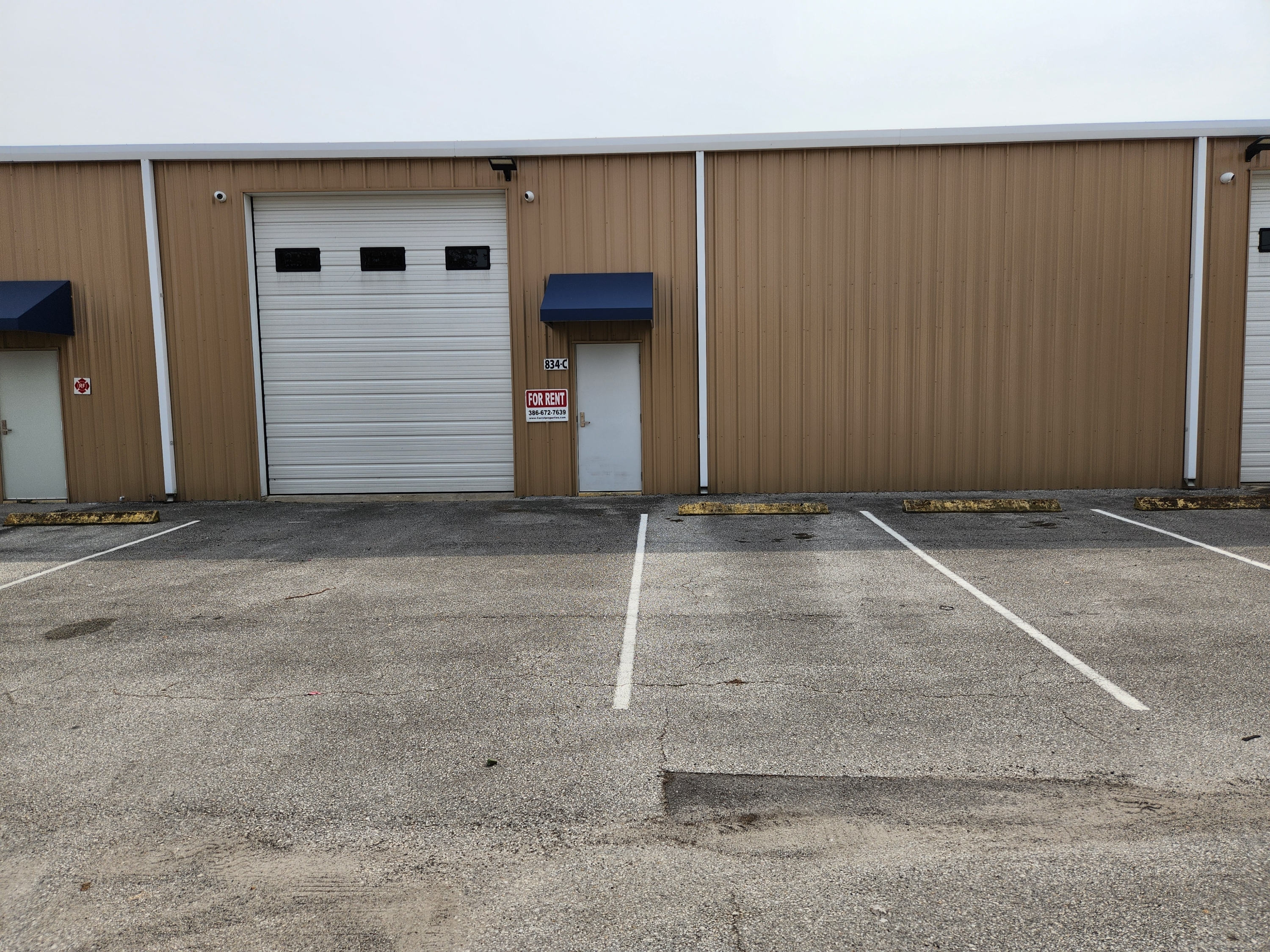 834-C Carswell Avenue - 834-C